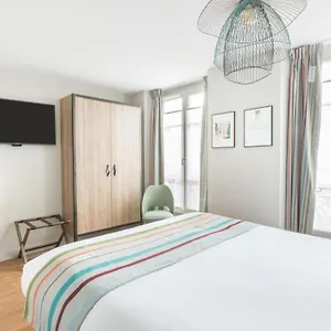Litteraire Marcel Ayme, Bw Premier Collection Hotel Paris